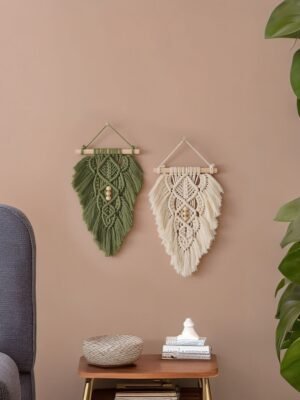 لوحة مكرمية جدارية "ريشة بوهيمية"