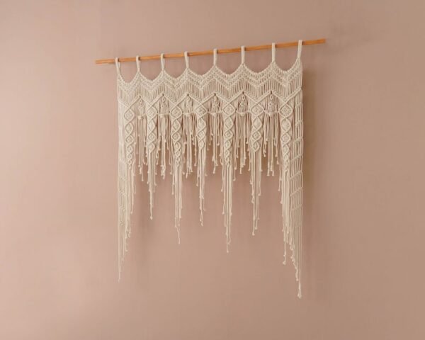 جدارية مكرمية "تموجات"