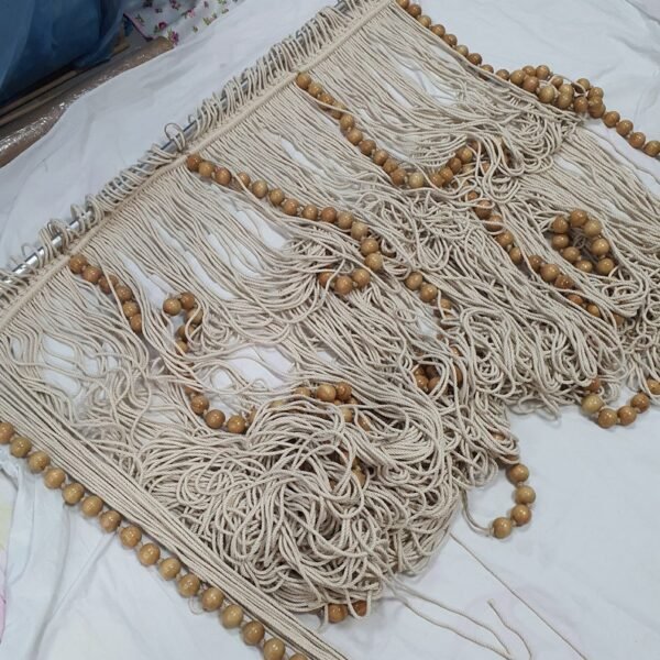 ستارة مكرمية "خيوط وخرز"