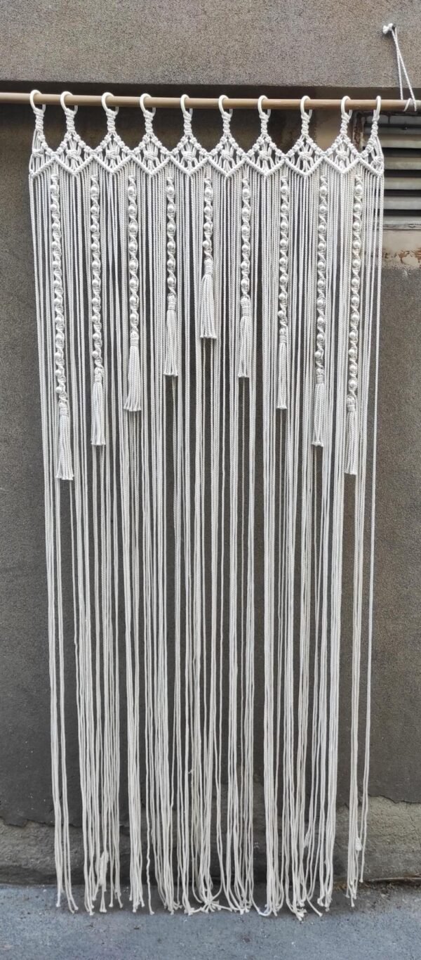 ستارة مكرمية "شلال الأناقة"