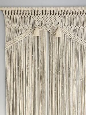 ستارة مكرمية "بوابة النور"